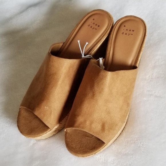 A New Day Platform Slide Heels - Picture 2 of 4